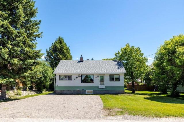 1022 10th Ave, House detached with 3 bedrooms, 1 bathrooms and 4 parking in Fernie BC | Image 52