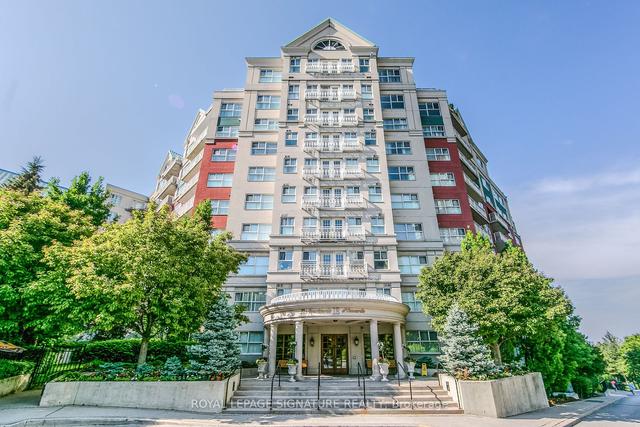 UC2 - 18 Concorde Pl, Condo with 1 bedrooms, 2 bathrooms and 1 parking in North York ON | Image 1