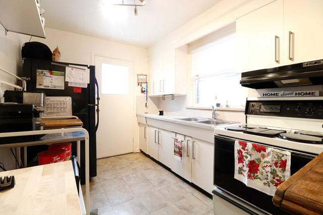 MAIN - 29 Elma St, House other with 2 bedrooms, 1 bathrooms and 1 parking in Etobicoke ON | Image 9