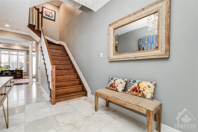 9 Kings Landing Pvt, Townhouse with 3 bedrooms, 5 bathrooms and 2 parking in Ottawa ON | Image 3