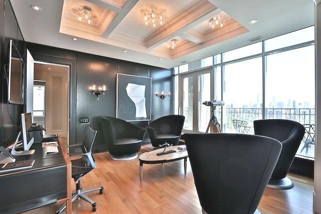 PH - 155 St Clair Ave W, Condo with 3 bedrooms, 3 bathrooms and 4 parking in Toronto ON | Image 4