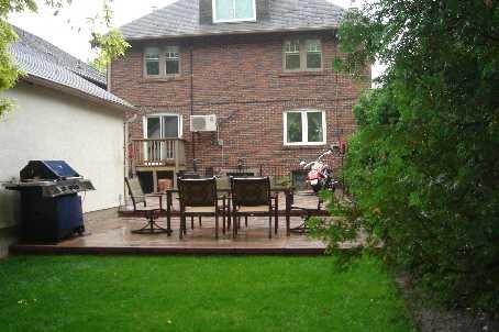 MAIN - 328 Riverside Dr, House detached with 2 bedrooms, 2 bathrooms and 1 parking in Toronto ON | Image 9
