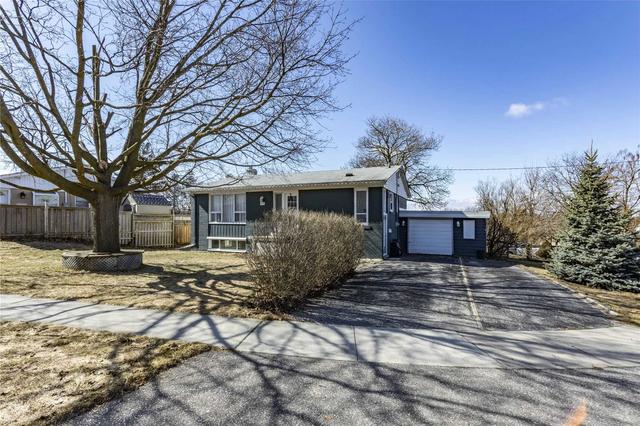 909 Greenwood Cres, House detached with 3 bedrooms, 2 bathrooms and 6 parking in Whitby ON | Image 23