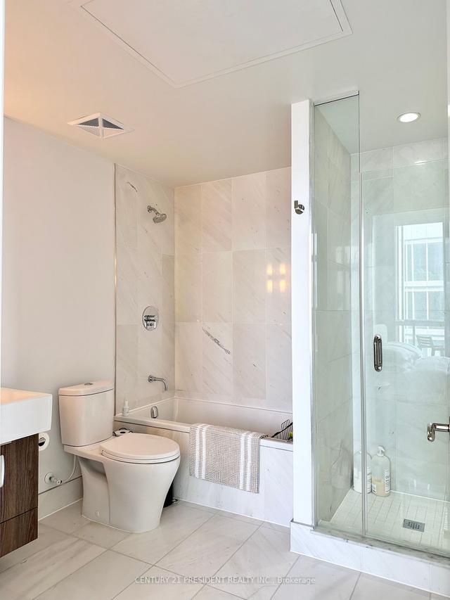PH-1 - 88 Blue Jays Way, Condo with 2 bedrooms, 2 bathrooms and 1 parking in Toronto ON | Image 7