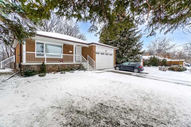 MAIN - 30 Fulwell Cres, House detached with 3 bedrooms, 2 bathrooms and 3 parking in North York ON | Image 37