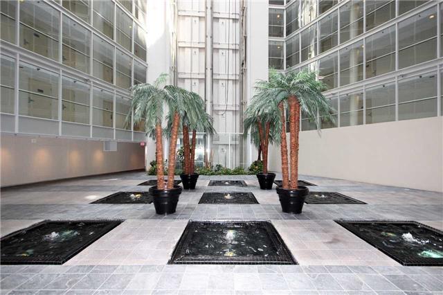 PH17 - 650 Queens Quay W, Condo with 1 bedrooms, 1 bathrooms and 1 parking in Toronto ON | Image 3