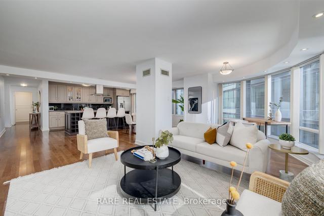 1003 - 33 University Ave, Condo with 2 bedrooms, 2 bathrooms and 1 parking in Toronto ON | Image 6
