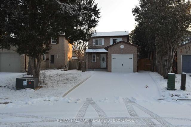 MAIN - 28 Valhalla Crt, House detached with 3 bedrooms, 2 bathrooms and 2 parking in Aurora ON | Image 1