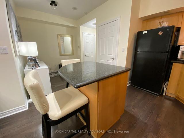 PH03 - 270 Wellington St W, Condo with 1 bedrooms, 1 bathrooms and 1 parking in Toronto ON | Image 3