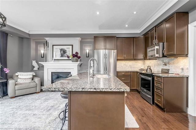 69 Creighton Ave, House detached with 3 bedrooms, 2 bathrooms and 2 parking in Guelph ON | Image 33