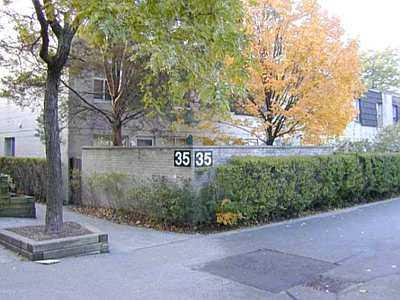 04 - 35 4 Winds Dr, Townhouse with 4 bedrooms, 3 bathrooms and 1 parking in North York ON | Image 1