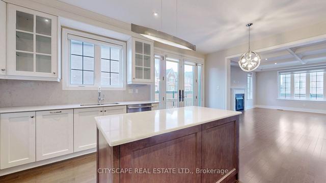 2102 Namron Gate, House detached with 4 bedrooms, 4 bathrooms and 4 parking in Oakville ON | Image 7