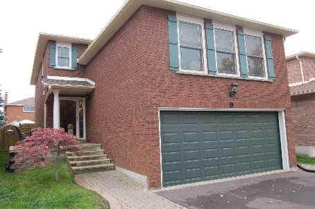 9 Greenwood Rd, House attached with 3 bedrooms, 4 bathrooms and 4 parking in Stouffville ON | Image 1