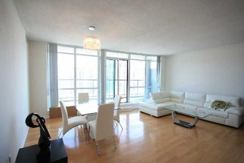 PH201 - 30 Harrison Garden Blvd, Condo with 2 bedrooms, 2 bathrooms and 2 parking in North York ON | Image 5