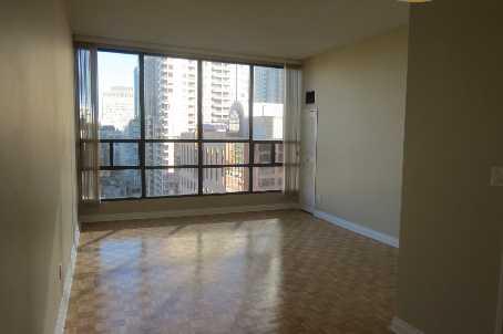 803 - 77 Gerrard St W, Home with 1 bedrooms, 1 bathrooms and null parking in Toronto ON | Image 3