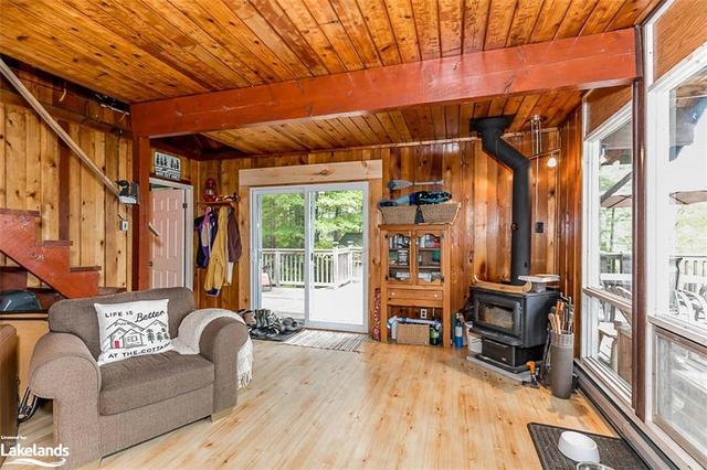 4 Severn River Shore, House detached with 2 bedrooms, 1 bathrooms and null parking in Muskoka Lakes ON | Image 6