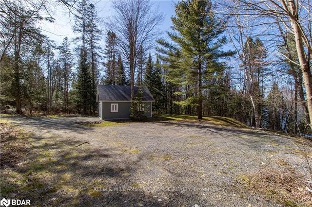 337 Deer Run Rd, House detached with 2 bedrooms, 1 bathrooms and 21 parking in Magnetawan ON | Image 29