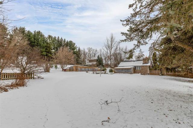 9 Horseshoe Valley Rd W, House detached with 3 bedrooms, 1 bathrooms and 12 parking in Oro Medonte ON | Image 1