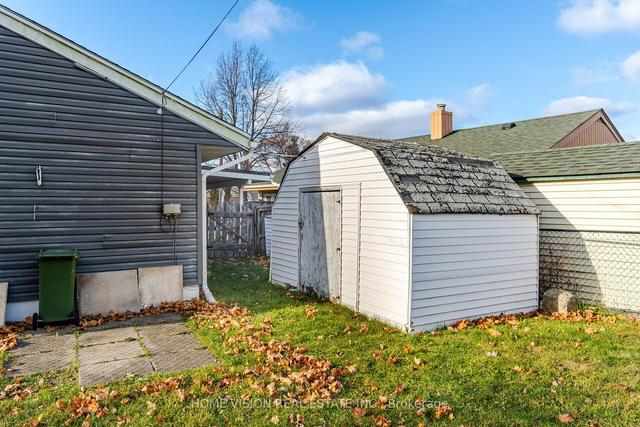 409 E 25th St, House detached with 3 bedrooms, 1 bathrooms and 3 parking in Hamilton ON | Image 33