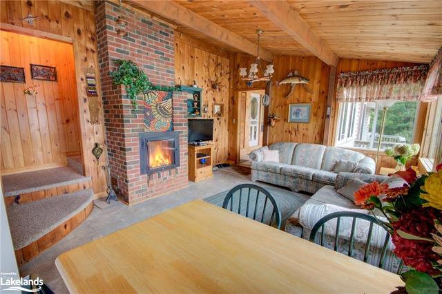 49 Dayeo Dr, House detached with 2 bedrooms, 1 bathrooms and 4 parking in Georgian Bay ON | Image 20