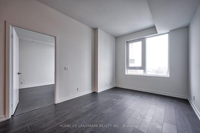 803 - 2020 Bathurst St, Condo with 2 bedrooms, 2 bathrooms and 1 parking in York ON | Image 15