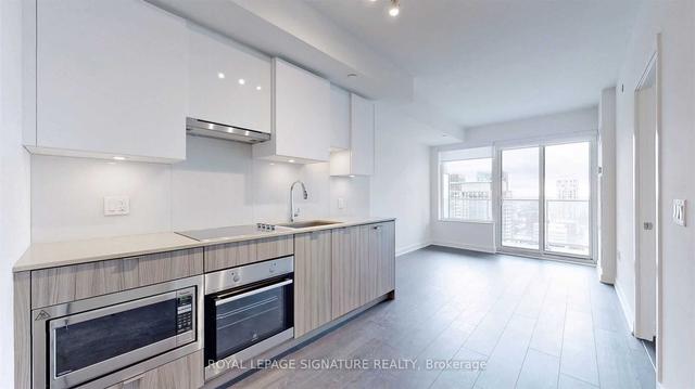 1911 St   195 Redpath Ave, Condo with 1 bedrooms, 2 bathrooms and 0 parking in Toronto ON | Image 1