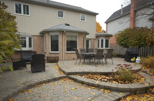 MAIN - 16 Tamarac Trail, House detached with 3 bedrooms, 3 bathrooms and 3 parking in Aurora ON | Image 19