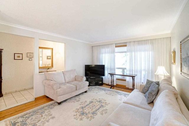 MAIN - 103 Regent Rd, House detached with 3 bedrooms, 1 bathrooms and 2 parking in North York ON | Image 23