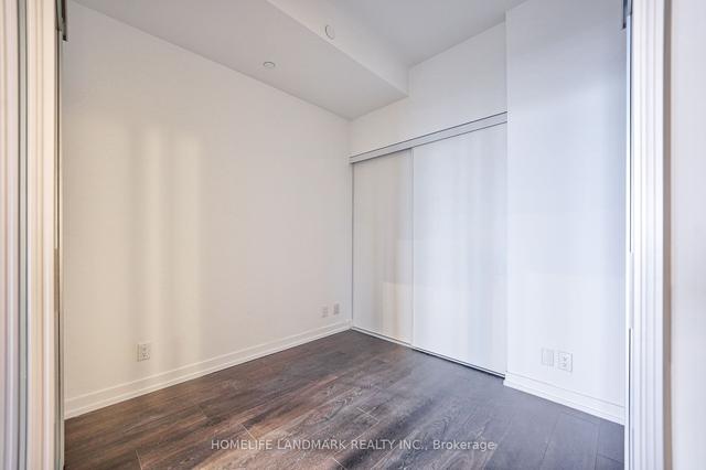 803 - 2020 Bathurst St, Condo with 2 bedrooms, 2 bathrooms and 1 parking in York ON | Image 26