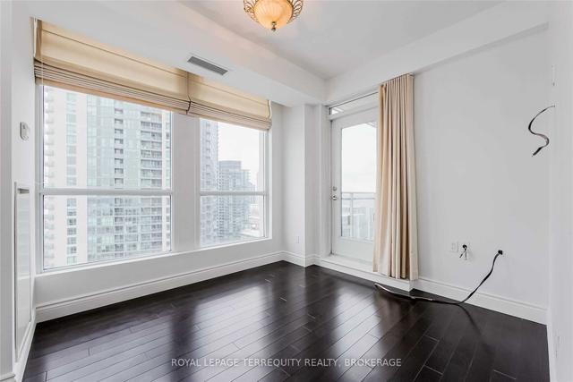 2001 - 628 Fleet St, Condo with 2 bedrooms, 2 bathrooms and 1 parking in Toronto ON | Image 22