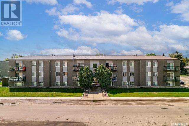 4 - 2 Summers Pl, Condo with 1 bedrooms, 1 bathrooms and null parking in Saskatoon SK | Image 1