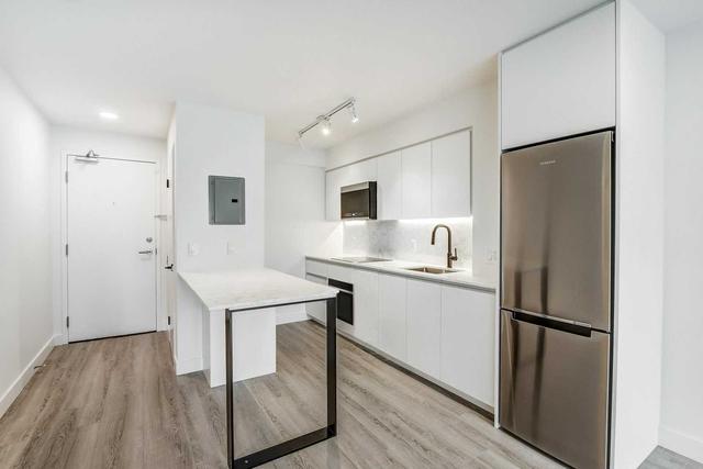 909 - 150 Roehampton Ave, Condo with 1 bedrooms, 1 bathrooms and 0 parking in Toronto ON | Image 12