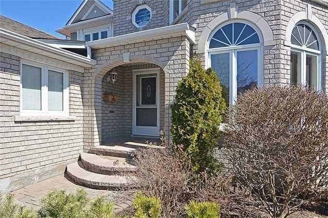 9 Kemp Dr, House detached with 4 bedrooms, 3 bathrooms and 6 parking in Ajax ON | Image 2