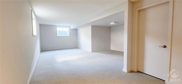 1029 Eider St, Townhouse with 3 bedrooms, 3 bathrooms and 2 parking in Ottawa ON | Image 26