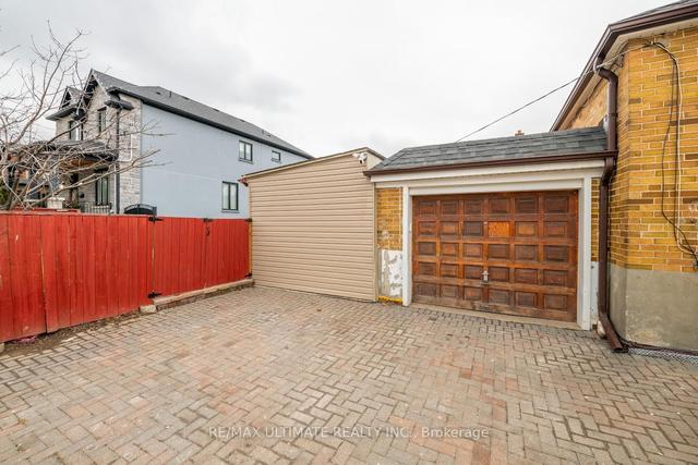 MAIN - 103 Scott Rd, House detached with 2 bedrooms, 1 bathrooms and 1 parking in York ON | Image 11