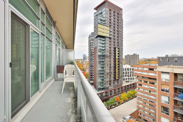 PH-201 - 8 Scollard St, Condo with 2 bedrooms, 2 bathrooms and 1 parking in Toronto ON | Image 19