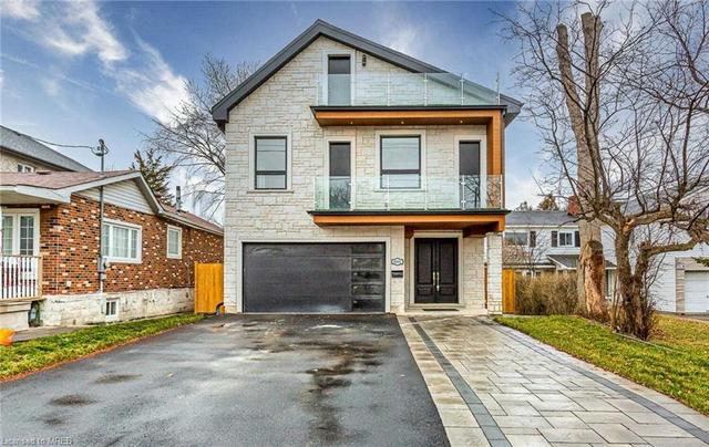 886 Atwater Ave, House detached with 0 bedrooms, 4 bathrooms and null parking in Mississauga ON | Image 1