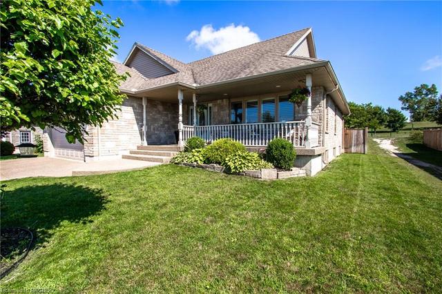 883 Maplewood Dr, House detached with 4 bedrooms, 2 bathrooms and 6 parking in Port Elgin ON | Image 14