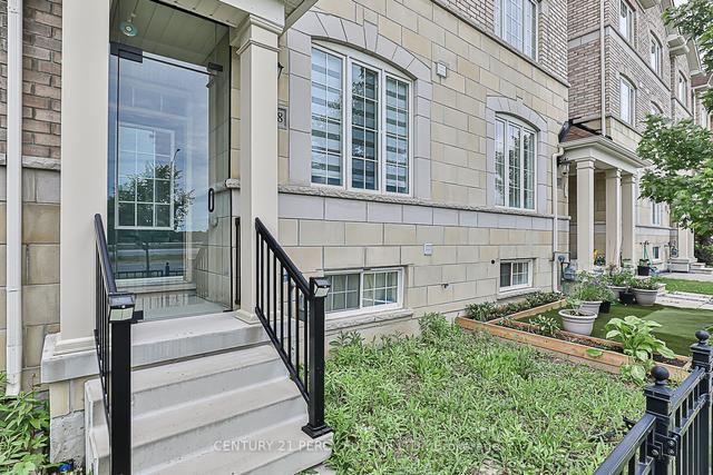 1908 Donald Cousens Pky, House attached with 3 bedrooms, 6 bathrooms and 2 parking in Markham ON | Image 12