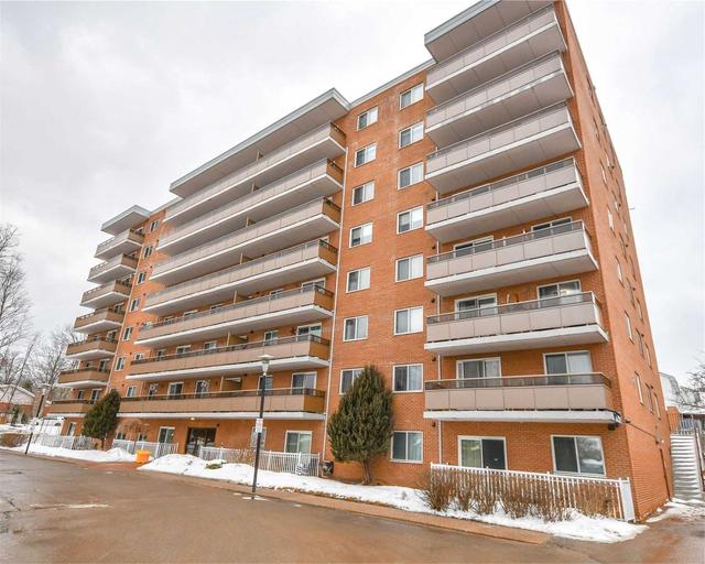 PH1 - 414 Blake St, Condo with 2 bedrooms, 1 bathrooms and 1 parking in Barrie ON | Image 14