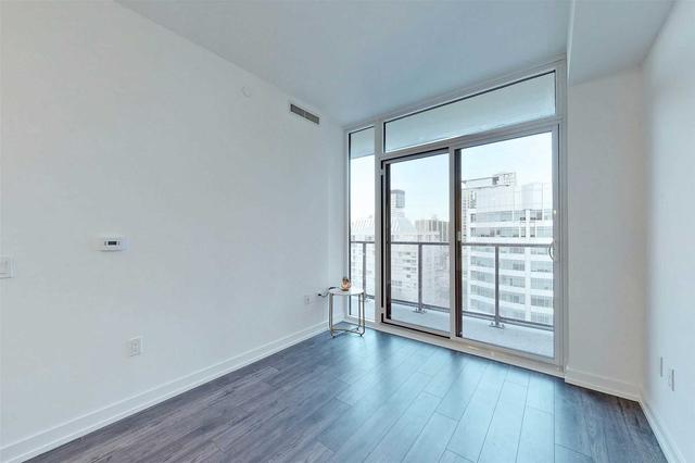 909 - 33 Helendale Ave, Condo with 1 bedrooms, 1 bathrooms and 0 parking in Toronto ON | Image 9