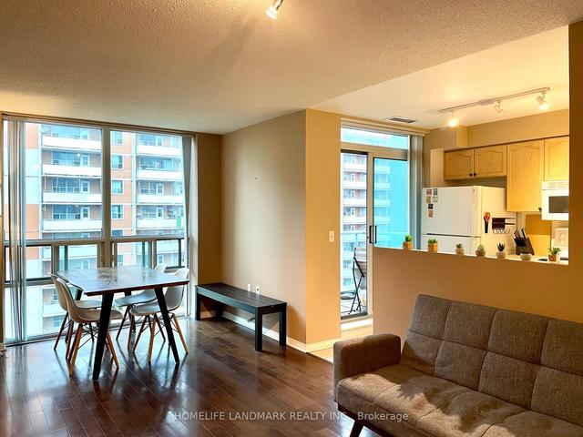 PH04 - 17 Michael Power Pl, Condo with 2 bedrooms, 2 bathrooms and 1 parking in Etobicoke ON | Image 5