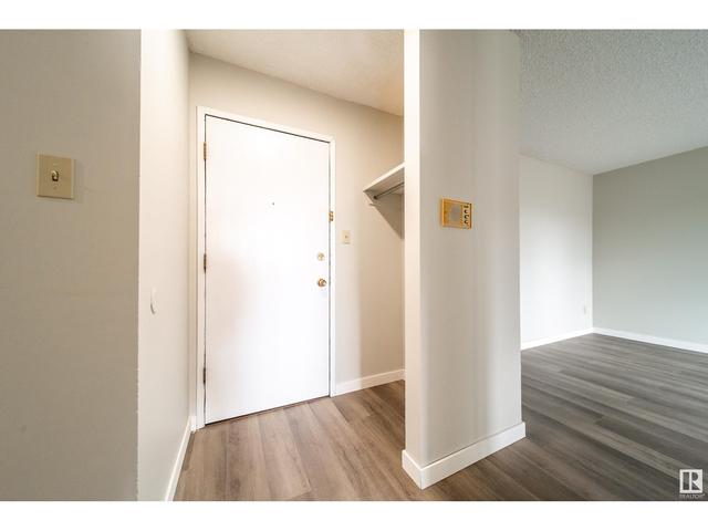 14404 88a St Nw, Condo with 2 bedrooms, 1 bathrooms and null parking in Edmonton AB | Image 4