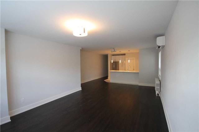 MAIN - 1170 Toronto St W, House detached with 2 bedrooms, 1 bathrooms and 1 parking in Toronto ON | Image 3