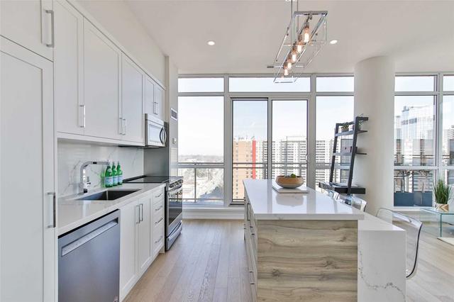 PH-1 - 5101 Dundas St W, Condo with 2 bedrooms, 2 bathrooms and 1 parking in Etobicoke ON | Image 4