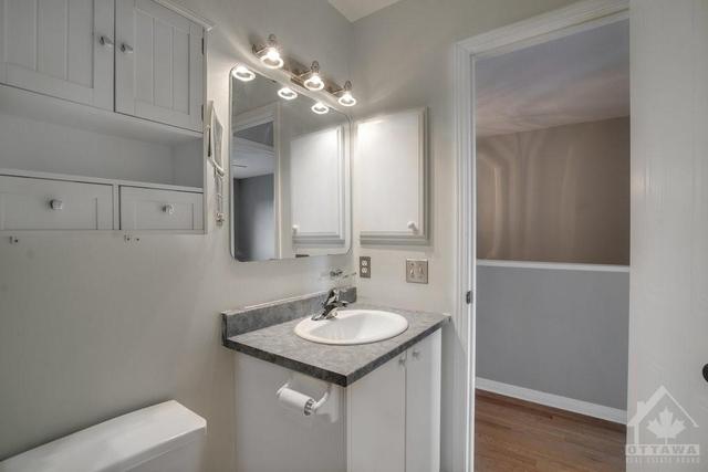 885 Nesting Way, Townhouse with 3 bedrooms, 2 bathrooms and 3 parking in Orléans ON | Image 21