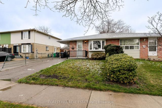 90 Archdekin Dr, House semidetached with 3 bedrooms, 2 bathrooms and 4 parking in Brampton ON | Image 12