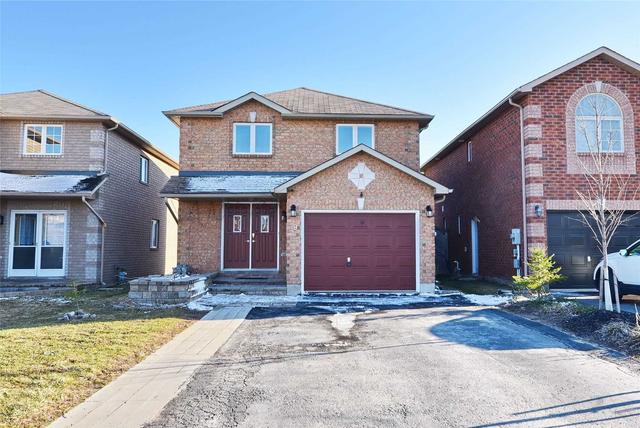 9 Harrogate Crt, House detached with 4 bedrooms, 3 bathrooms and 5 parking in Barrie ON | Image 1