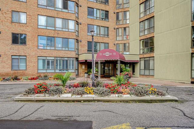 909 - 55 Bamburgh Cir, Condo with 3 bedrooms, 2 bathrooms and 2 parking in Scarborough ON | Image 20