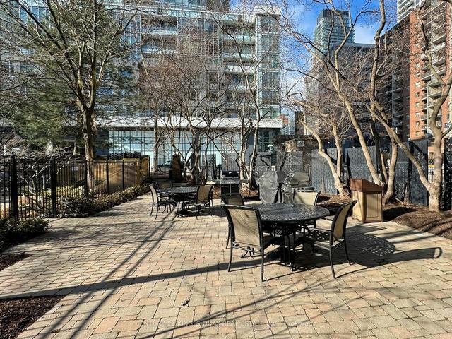 403 - 123 Eglinton Ave E, Condo with 2 bedrooms, 2 bathrooms and 1 parking in Toronto ON | Image 35